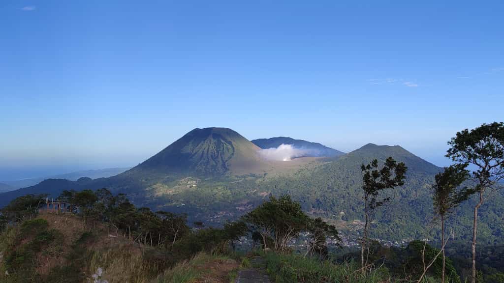 Mt Lokon Volcano, North Sulawesi, Indonesia