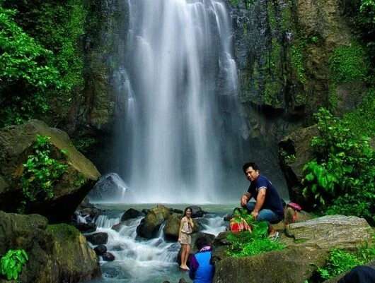 A closer view at Tunan Waterfall